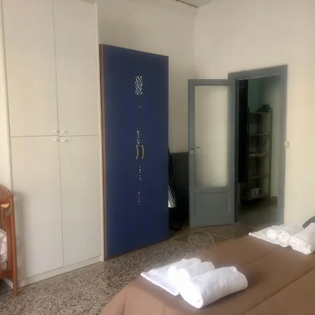 Tarumbo Holiday Intero Appartamento 120 Mq Naples Exterior photo